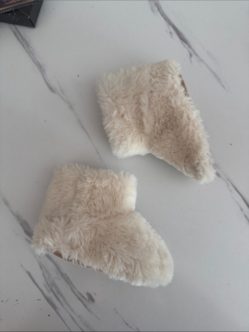Old Navy Plush Faux Fur Booties - Cream